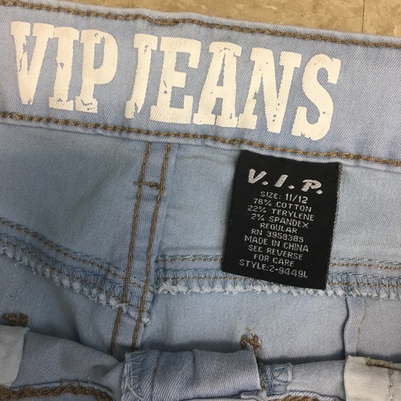 Light wash jeans - Picture 2 of 3